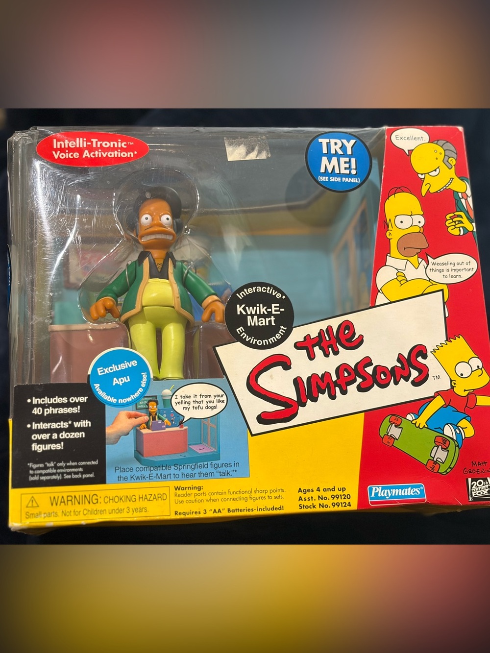 The Simpsons Exclusive Apu Action Figure - Green Jacket, Yellow Pants